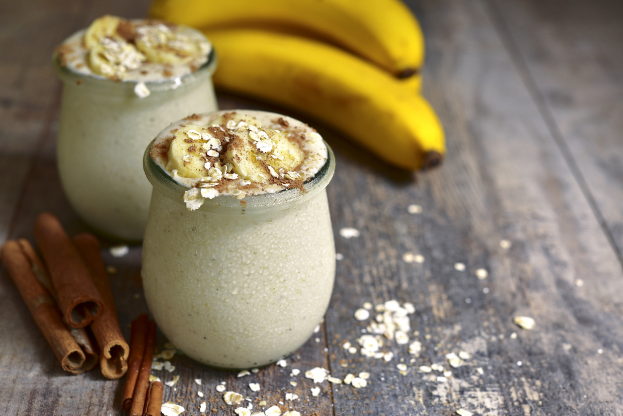 How to make a banana and oat smoothie - spunout
