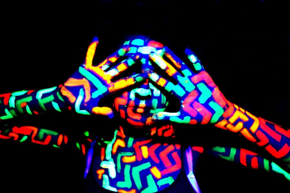 uv-glow-party-in-aid-of-spunout.ie-thumbanail