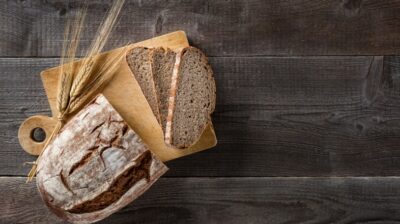 How to make wholemeal bread