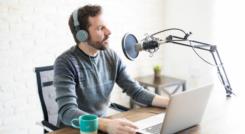 The best steps to take to record your own podcast - spunout