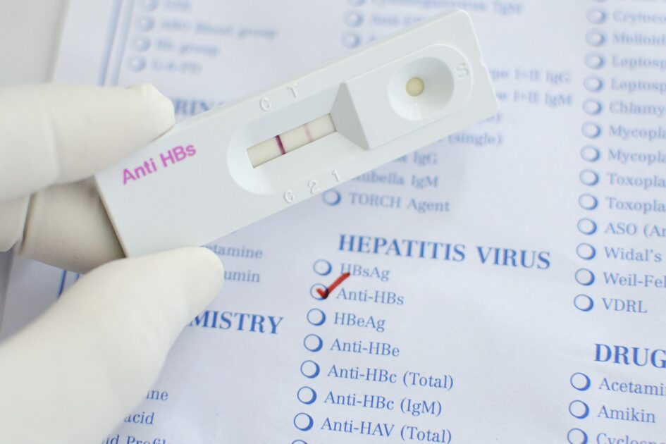 hepatitis-c:-causes,-symptoms-and-treatment-thumbanail