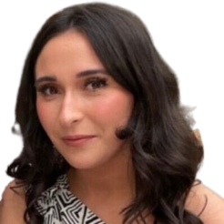 shannen smiles at camera