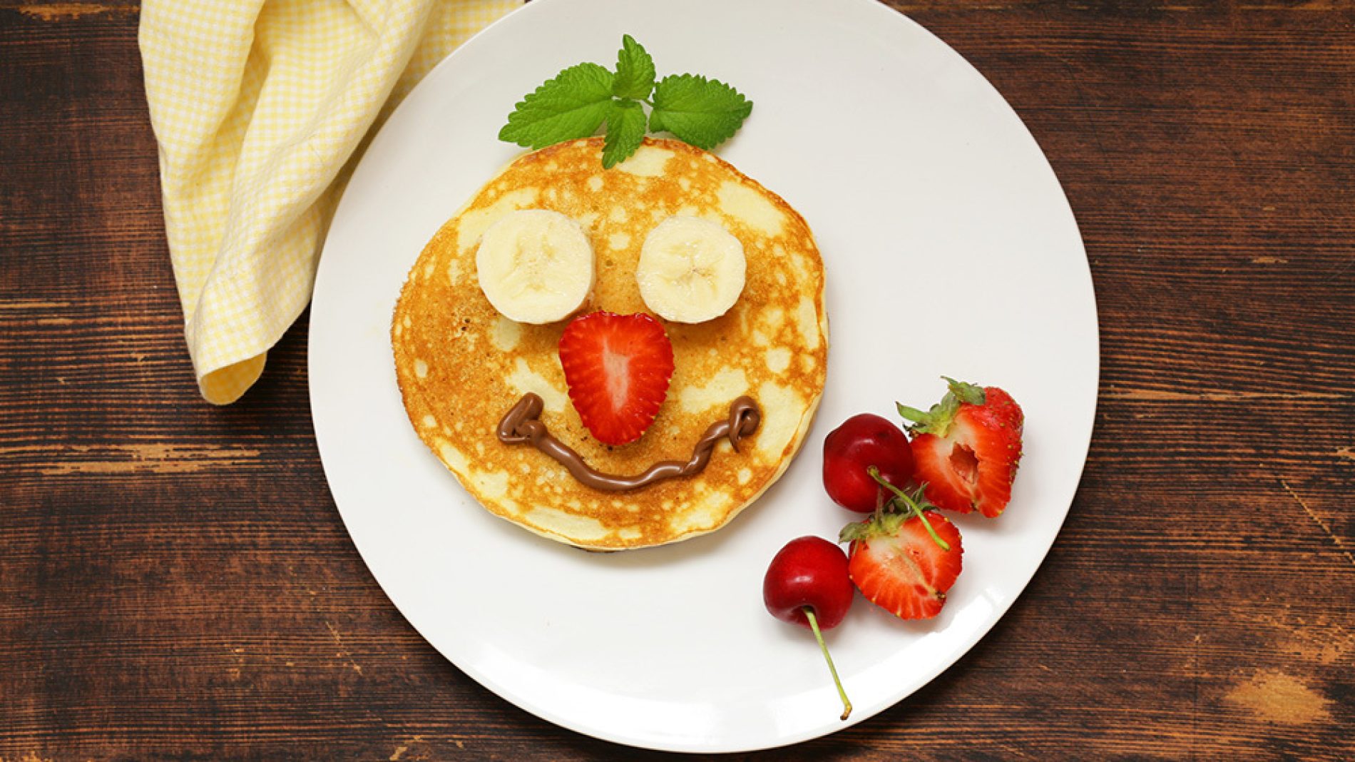 A lovely smiling pancake