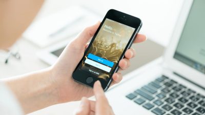 Twitter log in screen on an iphone