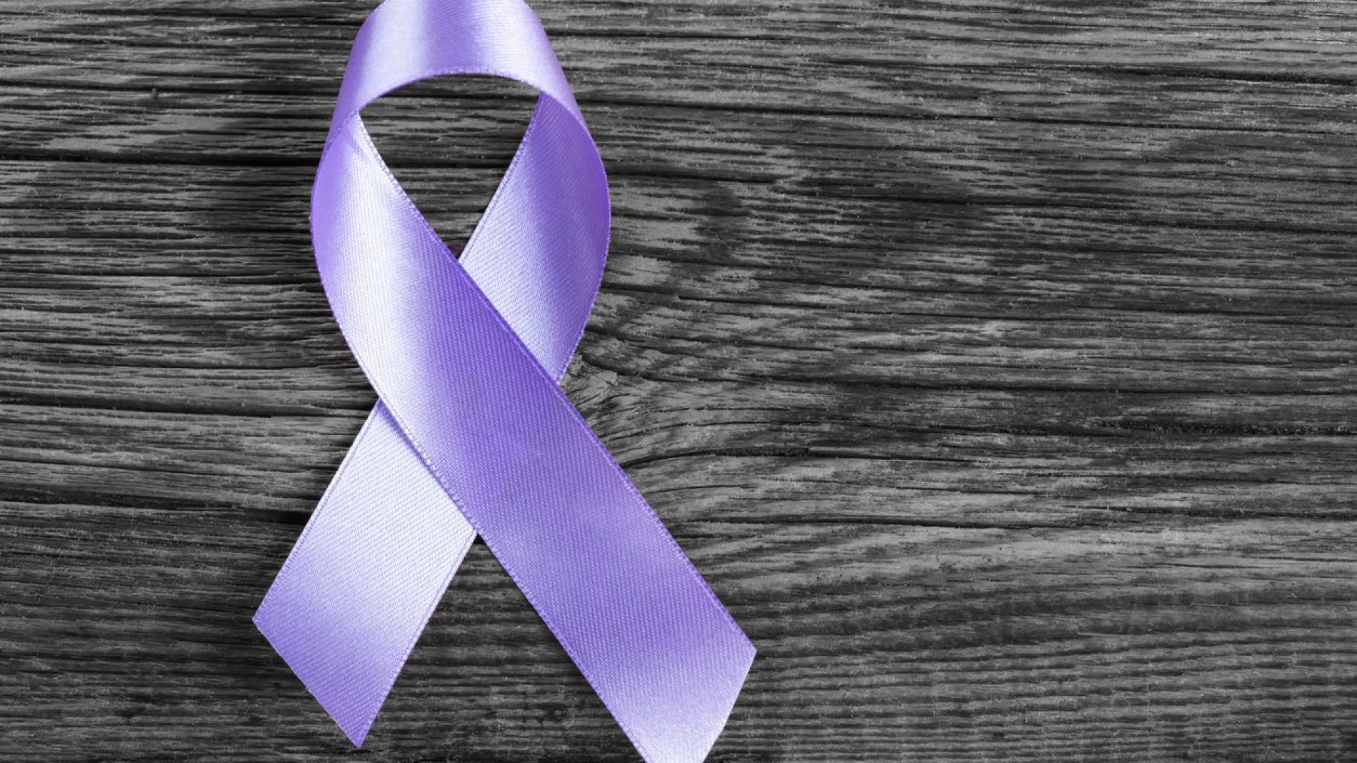 Purple cancer ribbon