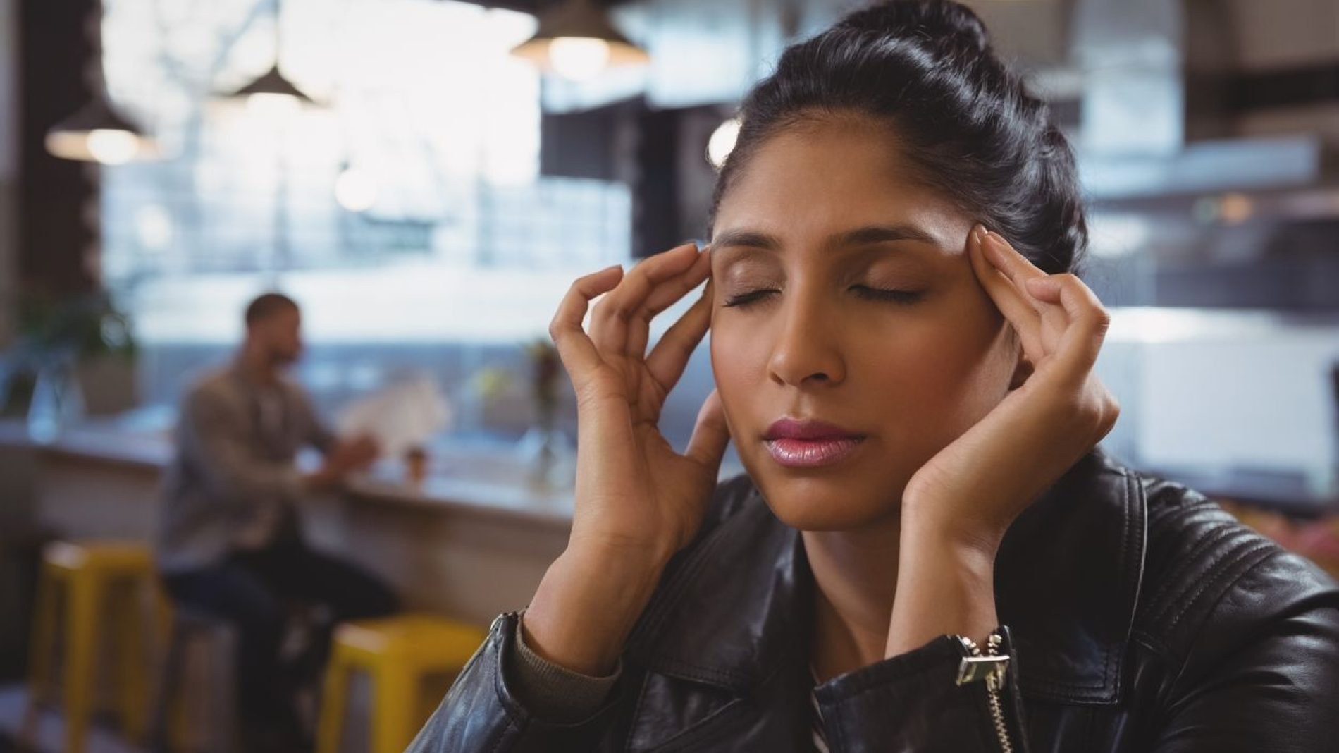 young-woman-with-headache